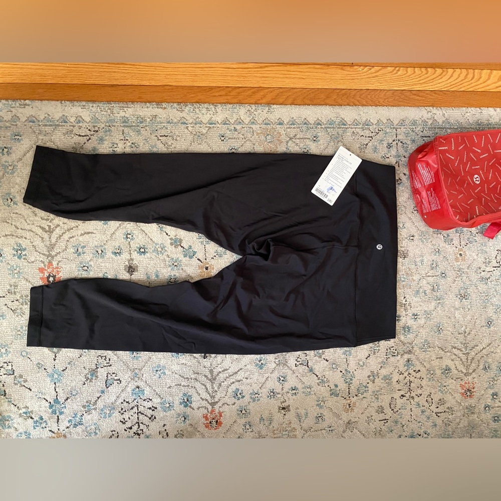 Wunder Under Lululemon leggings 25”